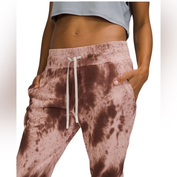 Lululemon Warm Down Jogger 28" in Marble Dye Silky French Press Pink Sz 6 - Picture 4 of 16